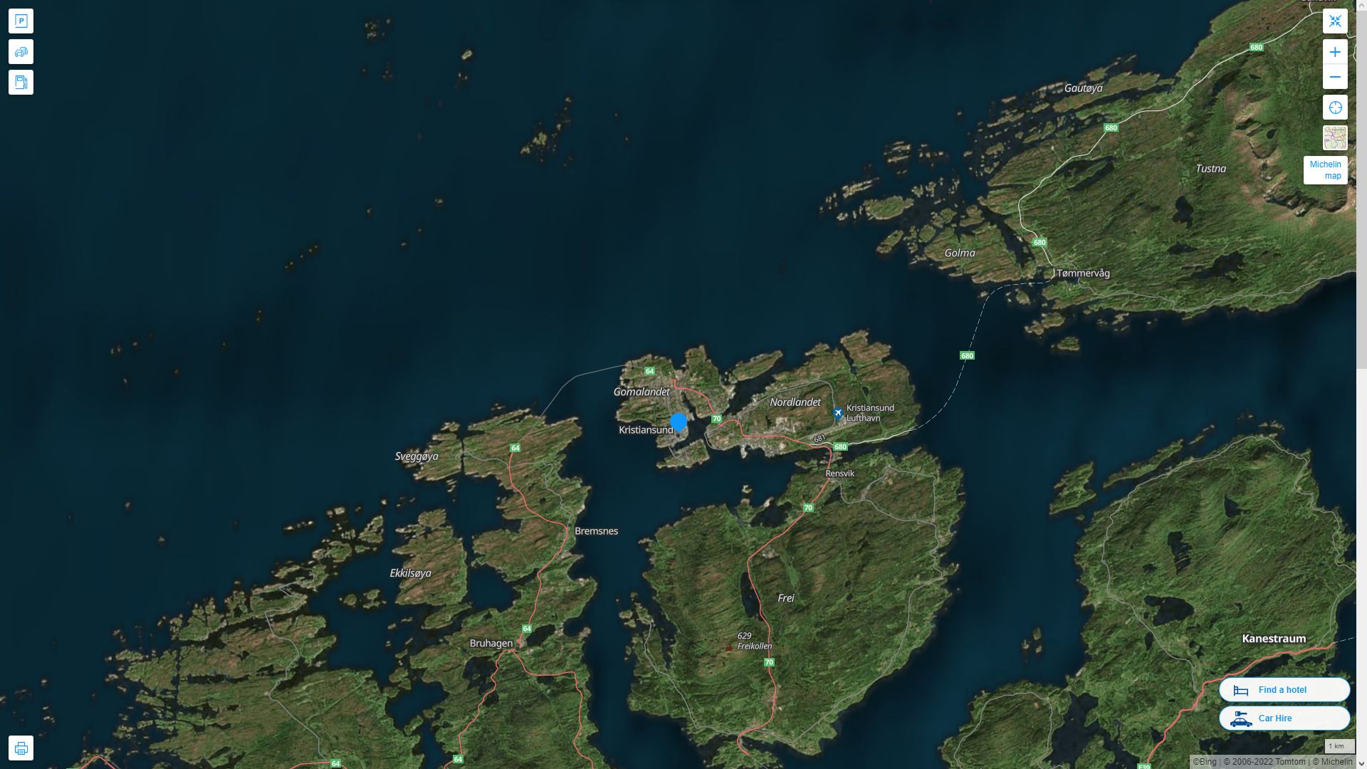 Kristiansund Norvege Autoroute et carte routiere avec vue satellite